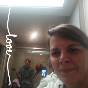 Meet your Posher, Shana